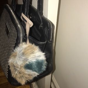 Faux fur bag Pom Pom
